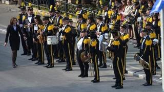 Η φιλαρμονική ορχήστρα του Δήμου Αλεξανδρούπολης  στην παρέλαση της 14ης Μαΐου