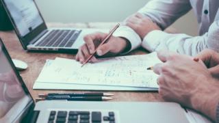 ΔΥΠΑ - ΟΑΕΔ: Ξεκινούν οι αιτήσεις για επιπλέον 6.500 θέσεις απασχόλησης μακροχρόνια ανέργων 55-67 ετών