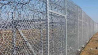 Νεολαία ΣΥΡΙΖΑ: Θα γκρεμίσουμε το φράχτη της "ντροπής" στον Έβρο 