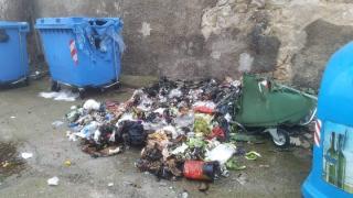 Σουφλί: Κάδοι καμένοι από στάχτες – Μια απροσεξία με πολλούς κινδύνους