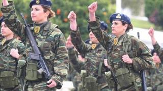Και γυναίκες πλέον στην Εθνοφυλακή - Υπέγραψε ο Υφυπουργός Άμυνας