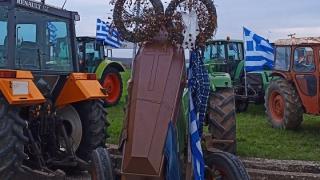 Αντιδρούν οι αγρότες στη συνεδρίαση της Επιτροπής Ανασυγκρότησης του Έβρου