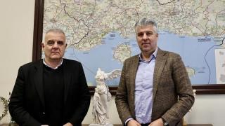 Ζητήματα της Σαμοθράκης συζήτησαν ο Περιφερειάρχης με τον Δήμαρχο του νησιού