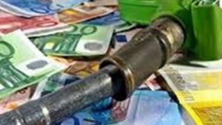 Το 'όργιο' λαθρεπορίου από τη Βουλγαρία καταγγέλλει ο Τέρενς Κουίκ.