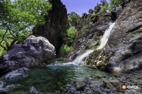 Ορίστε και λίγη δροσιά από τον Ξηροπόταμο της Σαμοθράκης.