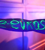 Σούπερ "White & Glow Edition" πάρτι την Παρασκευή στο "Κυβερνείο".