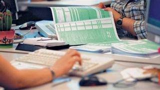 Παράταση των φορολογικών δηλώσεων 2015 μέχρι τις 30 Αυγούστου.