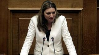 Συζήτηση στη Βουλή για την ερώτηση της Α. Γκαρά για τη συνδεδεμένη των  πληγέντων βαμβακοπαραγωγών
