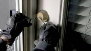 Tι να κάνετε για να προστατευτείτε από τις κλοπές στις γιορτές των Χριστουγέννων