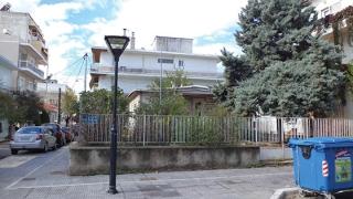 Αλεξ/πολη: Σε... "σάπιο και υπό κατεδάφιση" κτίριο στεγάζεται η ΕΠΟΦΕ