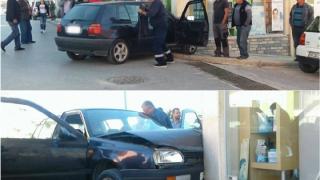 Θανατηφόρο τροχαίο στις Φέρες Αλεξανδρούπολης - Αυτοκίνητο "καρφώθηκε" σε φαρμακείο