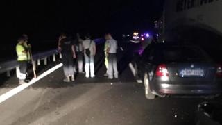 Σφοδρή σύγκρουση νταλίκας με ΙΧ στην Εγνατία Οδό – 5 τραυματίες & 1 άτομο αναζητείται