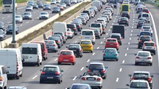 Μέχρι πότε μπορείτε να πληρώσετε τα τέλη κυκλοφορίας - απαντήσεις σε 7 βασικά ερωτήματα