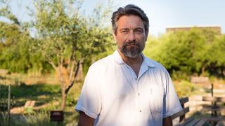 Γιώργος Ξεπαπαδάκος: ο αστικός καλλιεργητής του λαχανόκηπου της "Οργάνωση ΓΗ"