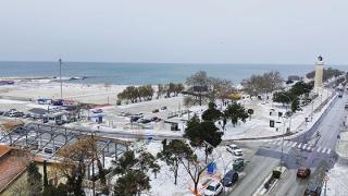 Στον "πάγο" ο Έβρος και όλη η Ελλάδα (βίντεο & φωτο)