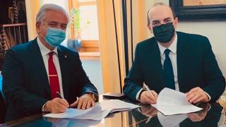 Το Λαύριο φωτίζεται από την Αλεξανδρουπολίτικη "Dasteri Systems AE"