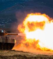 Εντυπωσιακές εικόνες: Αμερικανικά Abram και Bradley στην Θράκη (φωτογραφίες)