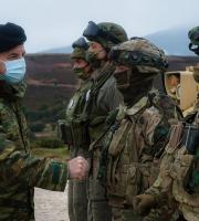 Εντυπωσιακές εικόνες: Αμερικανικά Abram και Bradley στην Θράκη (φωτογραφίες)