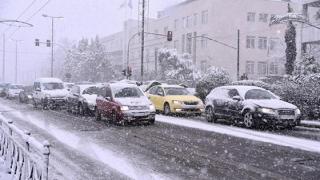 Γενική αργία την Τρίτη σε δημόσιο και ιδιωτικό τομέα λόγω παγετού & χιονιά