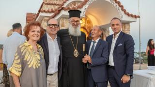 Το τάμα της οικογένειας Νικ. Δαστερίδη κοσμεί το λόφο των Δικέλλων (video) 