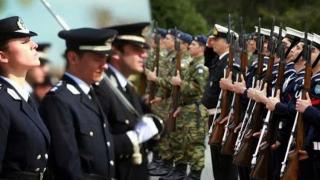 Αναδρομικά σε 250.000 στρατιωτικούς, αστυνομικούς, πυροσβέστες, λιμενικούς και απόστρατους