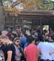 Έφτασε το "ΖΕΦΥΡΟΣ" στο λιμάνι της Σαμοθράκης - Ατελείωτες ουρές στο λιμάνι της Καμαριώτισσας (φωτο)