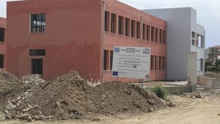 Η Λαϊκή Συσπείρωση φέρνει στο προσκήνιο το θέμα της στέγασης του 6ου Γυμνασίου & 4ου ΕΠΑΛ