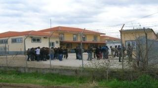 Κατάθεση στεφάνων στο Ιερό του Φυλακίου & συμβολική συγκέντρωση έξω από το ΚΥΤ αποφάσισαν οι πρόεδροι κοινοτήτων