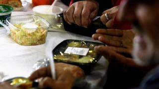 Αλεξανδρούπολη: Άλλες 100 μερίδες φαγητού θα δοθούν σε άπορους για το Χριστουγεννιάτικο τραπέζι