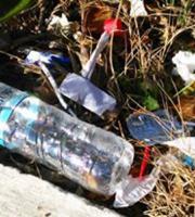 Σε σκουπιδότοπο μετατράπηκε το πάρκινγκ του Δημοτικού Camping Αλεξ/πολης (φωτογραφίες)