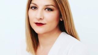 Νατάσα Γκαρά: Η Κυβέρνηση χαρίζει χρήματα σε καναλάρχες για να κρύβουν τα σκάνδαλα