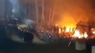 Καστανιές: Έβαλαν φωτιά στις σκηνές των μεταναστών οι τουρκικές δυνάμεις - Φεύγουν οι μετανάστες από τα σύνορα
