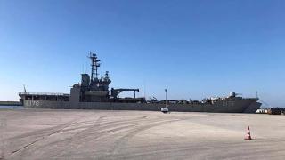 Το αρματαγωγό πλοίο "Λέσβος" κατέπλευσε στο λιμάνι της Αλεξανδρούπολης (φωτο)