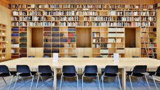 ΟΑΕΔ: Δωρεάν βιβλία και εισιτήρια θεατρικών παραστάσεων - Ποιοι είναι οι δικαιούχοι