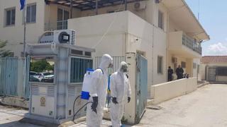 Θετική στον κορονοϊό και η μητέρα του 50χρονου από το Σουφλί - Τουλάχιστον 20 συνάδελφοι του υποβλήθηκαν σε τεστ