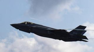 Μαχητικά αεροσκάφη "έσκισαν" τον ουρανό της Θράκης (video)