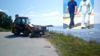 Ασταμάτητος ο Αντιδήμαρχος Καθαρισμού - Έκανε "λαμπίκο" της παραλίες της Αλεξανδρούπολης