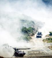 Αλεξανδρούπολη: Εντυπωσιακές εικόνες από τις βολές στα Πετρωτά (φωτογραφίες)