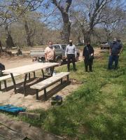 Με καινούργια τραπέζια και παγκάκια αναβαθμίστηκε ο χώρος αναψυχής του Προφήτη Ηλία στα Λουτρά.