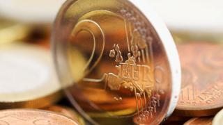 Ελληνικό το επετειακό 2ευρω για τα 30 χρόνια της σημαίας της ΕΕ.