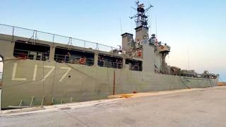 Πλοίο του Πολεμικού Ναυτικού στο λιμάνι της Αλεξανδρούπολης (video)