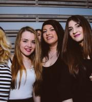 Ένας χαμός την Παρασκευή στο opening του Reina summer club!