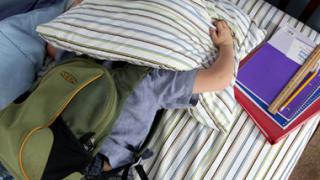 'Μαμά, γιατί δεν με ακούς; Δε θέλω να ξαναπάω σχολείο!'