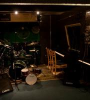 Recording studioTR