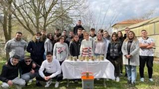 ΕΠΑΛ Διδυμοτείχου: Μαθητές παρασκευάζουν χειροποίητα καλλυντικά από τοπικά προϊόντα 