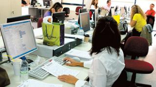 Ανοιχτά σήμερα τα ΚΕΠ, τα δημοτολόγια και τα ληξιαρχεία.