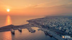 Το λιμάνι της Αλεξανδρούπολης με υπέροχα χρώματα