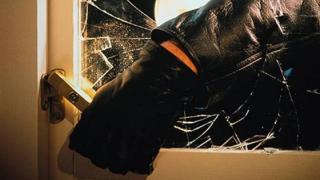 Συμβουλές από την αστυνομία: Πώς να «θωρακίσετε» το σπίτι σας όσοι φεύγετε διακοπές