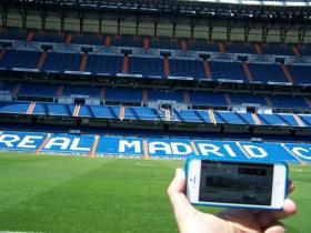 Tο ότι θα "παίζαμε μπάλα" στο Estadio Santiago Bernabéu της Ρεάλ Μαδρίτης δεν το περιμέναμε! Χάρη στον Θανάση όμως πήραμε τον "βασιλικό" αέρα από το θρυλικό γήπεδο της Μαδρίτης στη