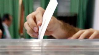 Δημοσκόπηση στην AM-Θ ενόψει αυτοδιοικητικών εκλογών.